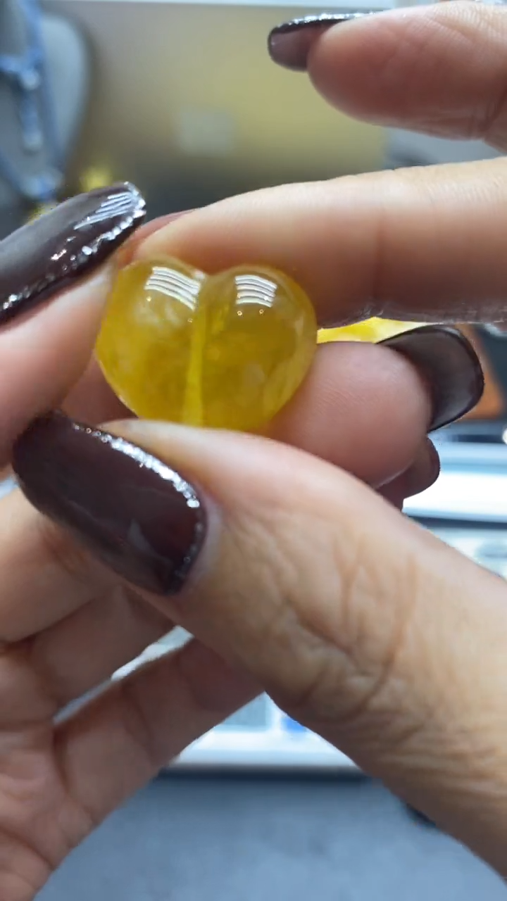 琥珀未镶嵌珠宝奇石505