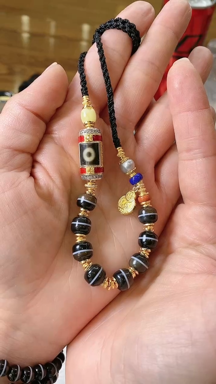 【闪购商品】玛瑙/玉髓颈饰银S925镶嵌L07269银镶一眼多样性发一