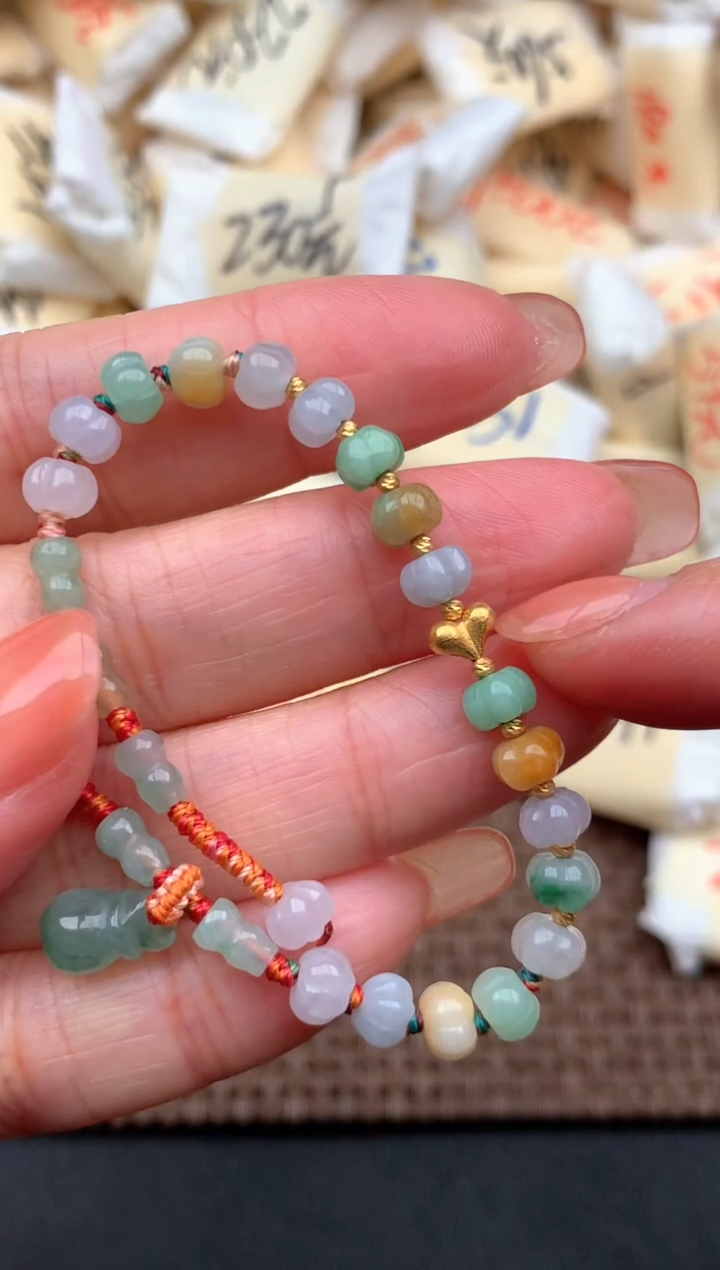 18K金镶嵌挂件翡翠16-17圈