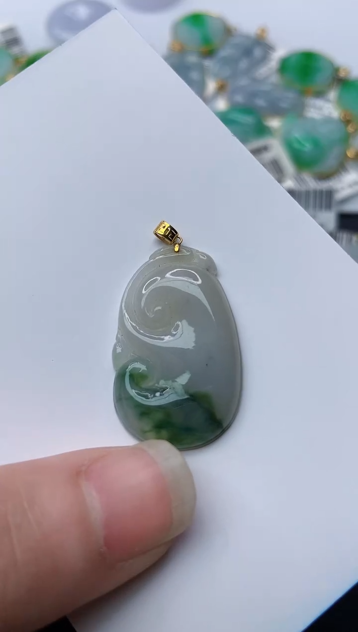 【闪购商品】翡翠颈饰18K金镶嵌31.........