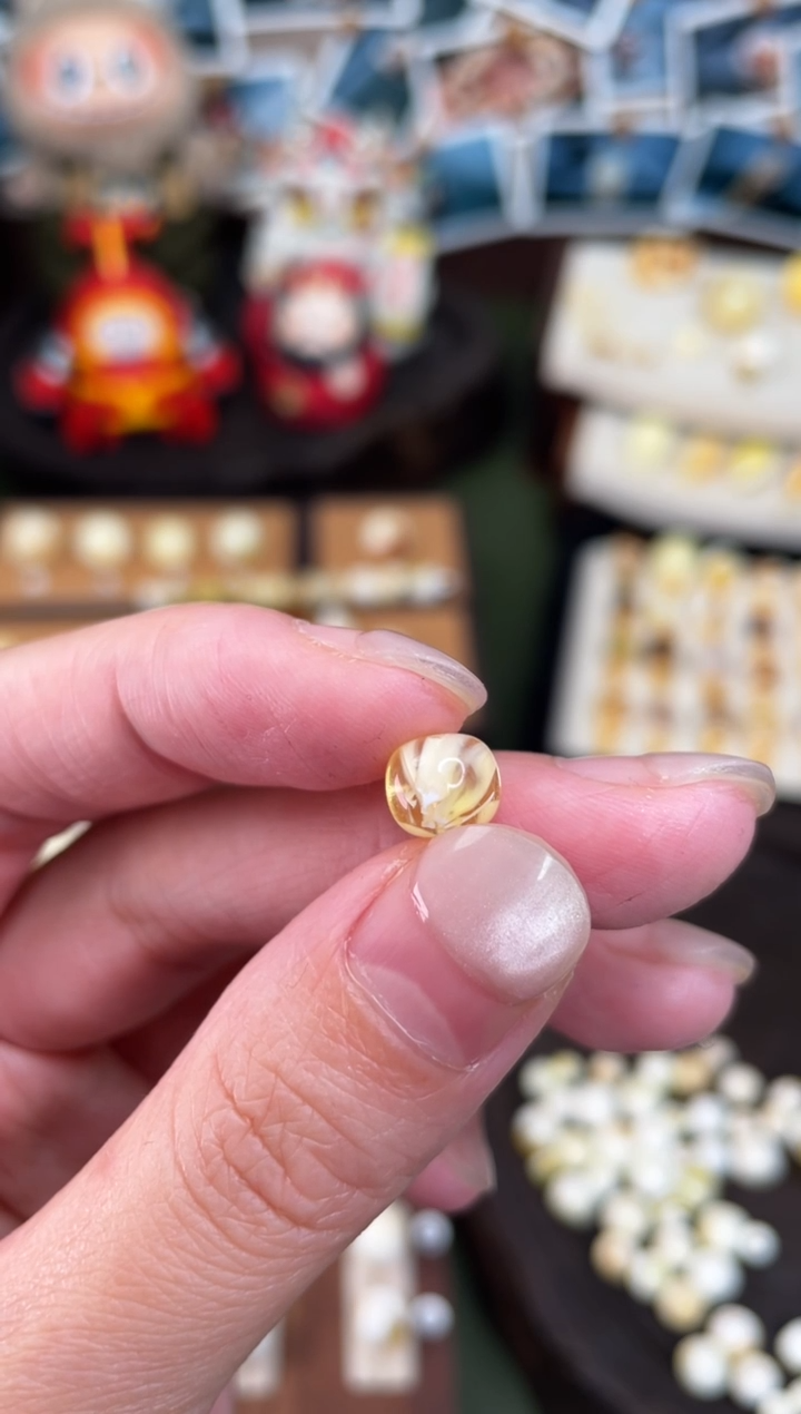 裸石琥珀未镶嵌蜜蜡