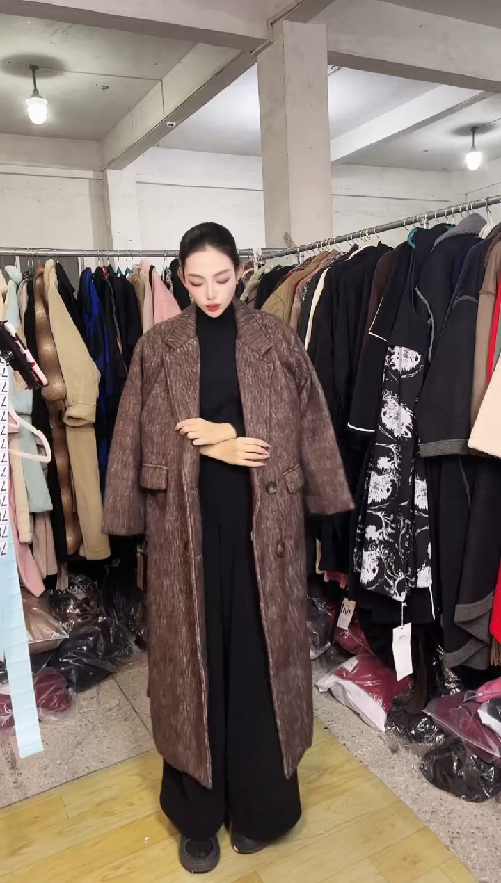 705闪购外套外披马甲打底裤子