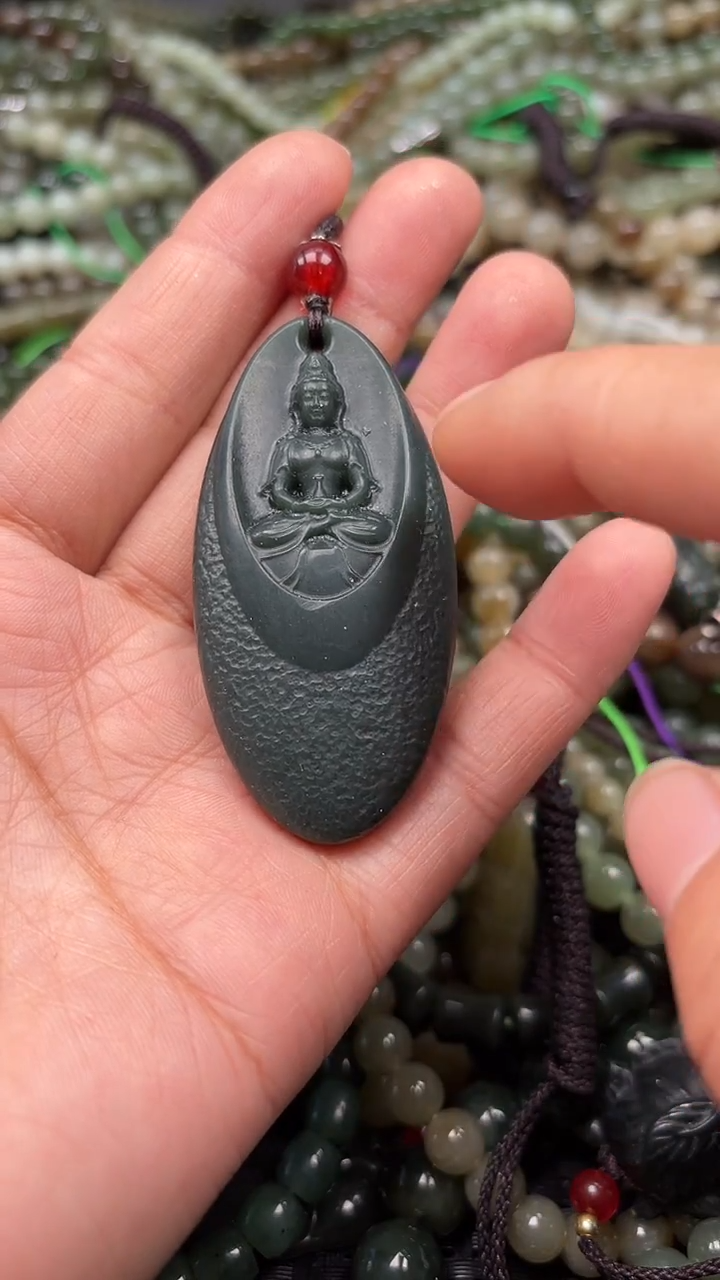 颈饰未镶嵌和田玉1