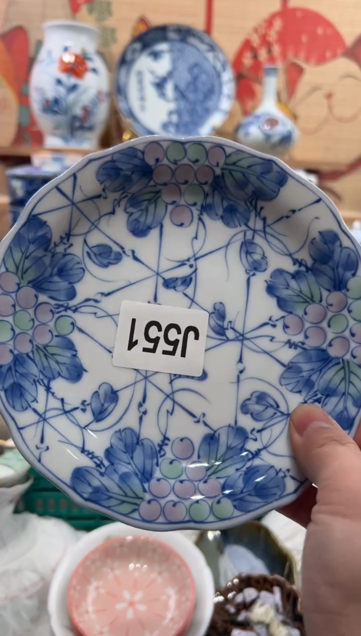 瓷片慕**主瓷片------J551