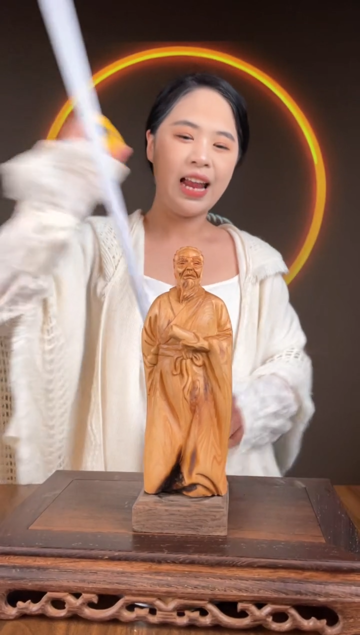 【闪购商品】柏木（崖柏）手工摆件,先抢先得!