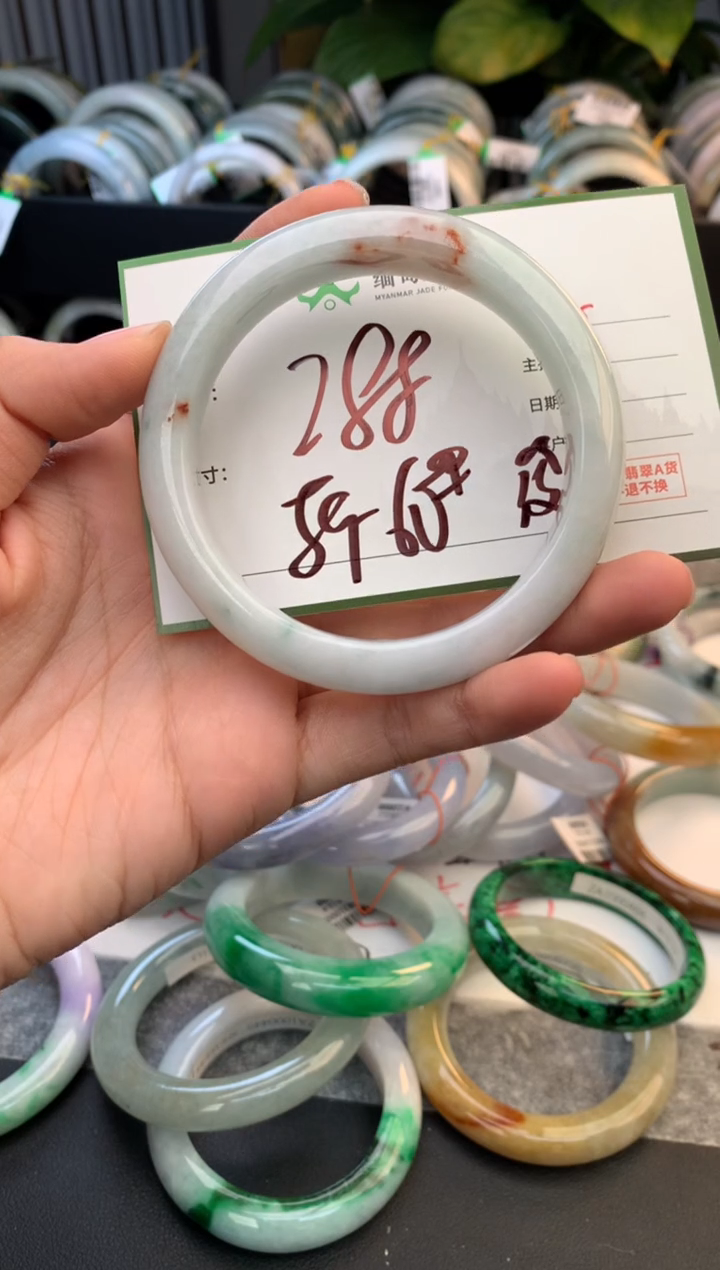 未镶嵌定制翡翠柠***忠毛货需精细抛光+多人