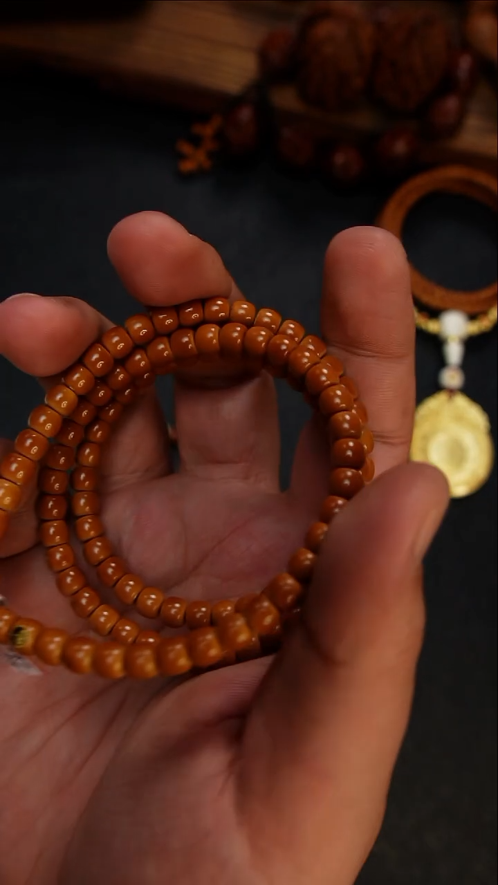 吊坠橄榄核6.6左右大器脖挂