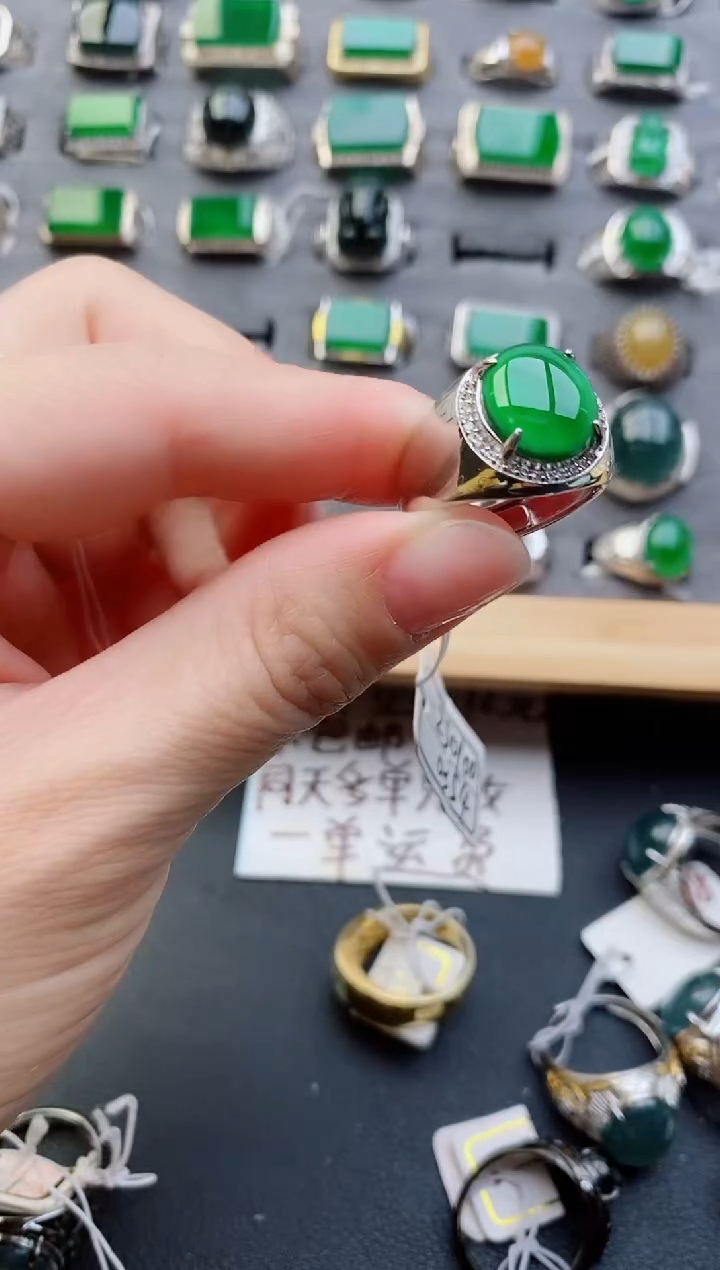 【闪购商品】翡翠戒指银S925镶嵌1212