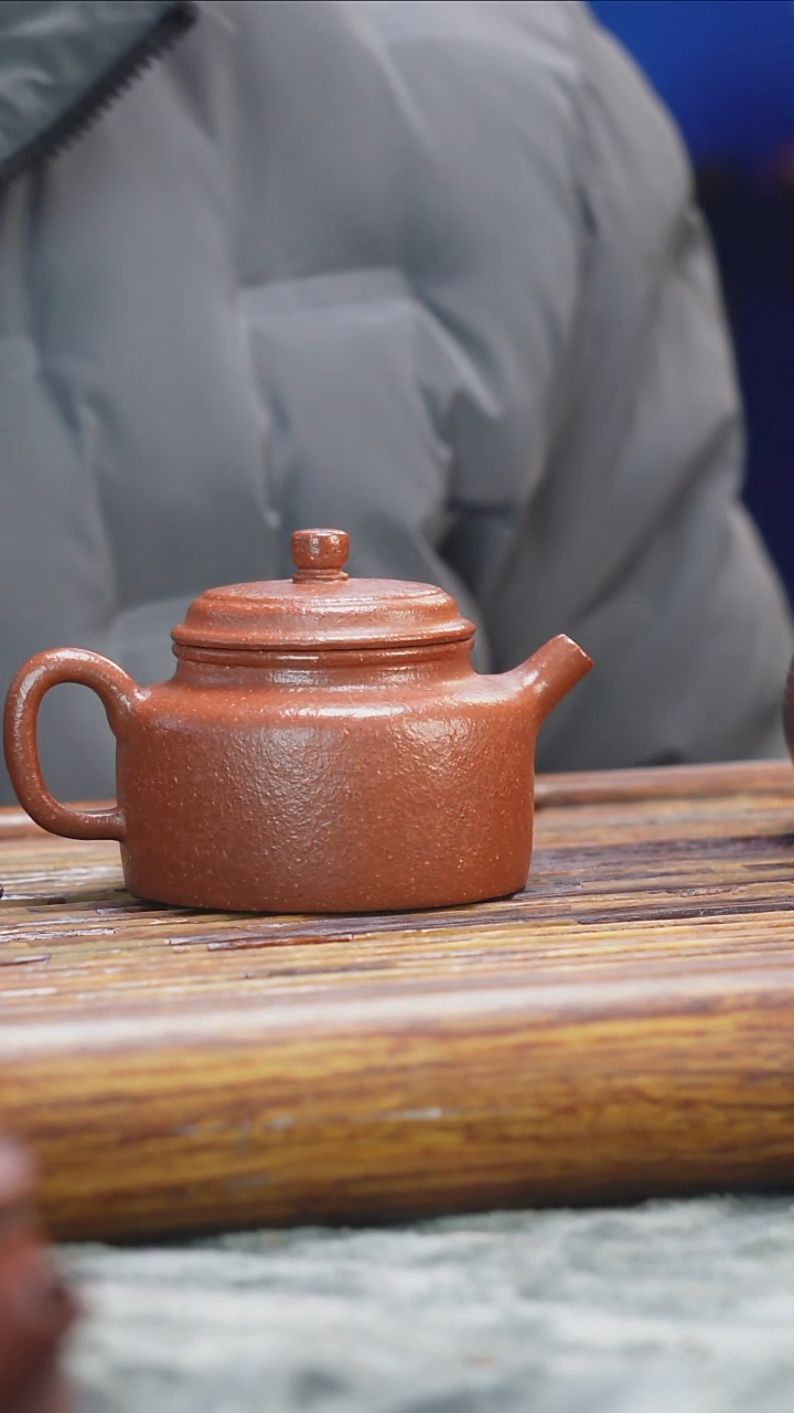 茶壶紫砂宝山绝红降坡*德钟*****