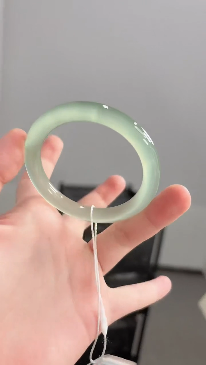 玛瑙/玉髓手镯未镶嵌60圈