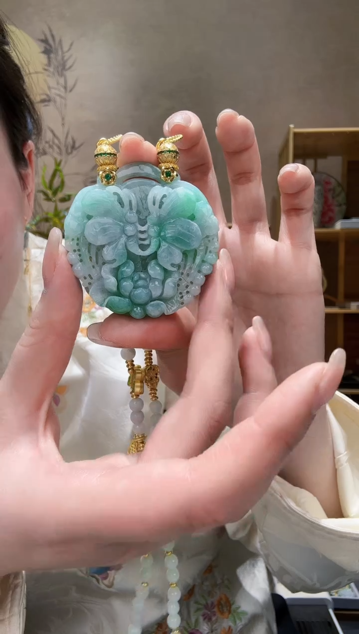 【闪购商品】翡翠颈饰未镶嵌吊坠