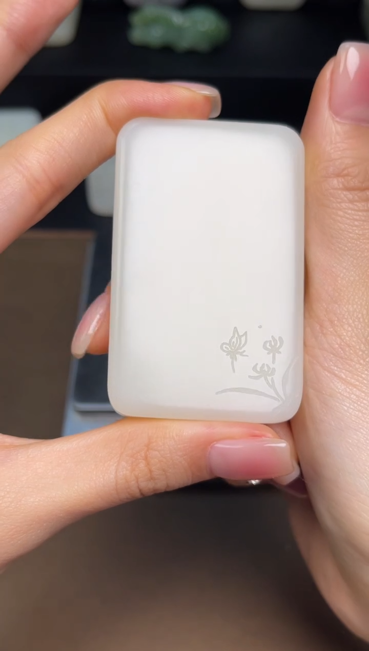 【闪购商品】和田玉颈饰未镶嵌53 带巧雕