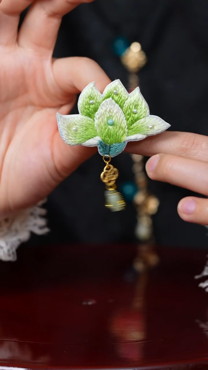 【闪购商品】织绣0801胸针款非遗国风手工美物