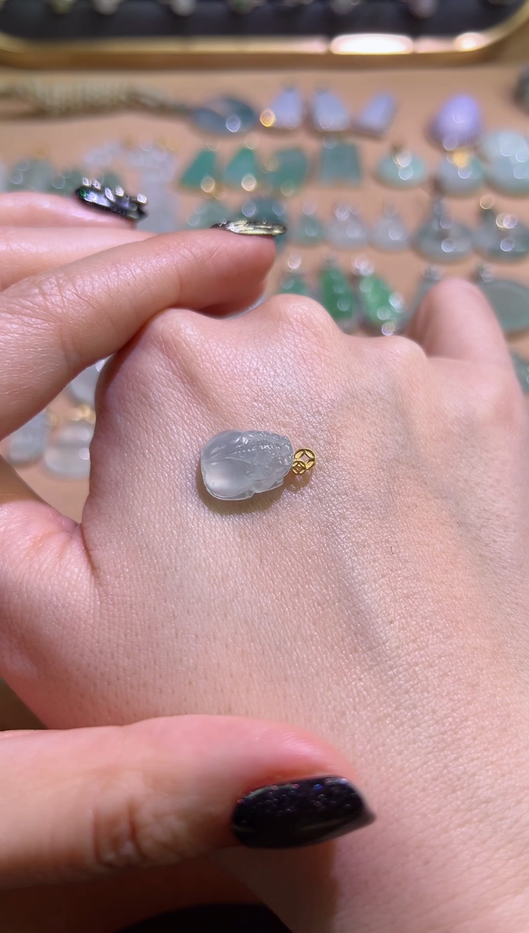 【闪购商品】翡翠颈饰18K金镶嵌貔貅