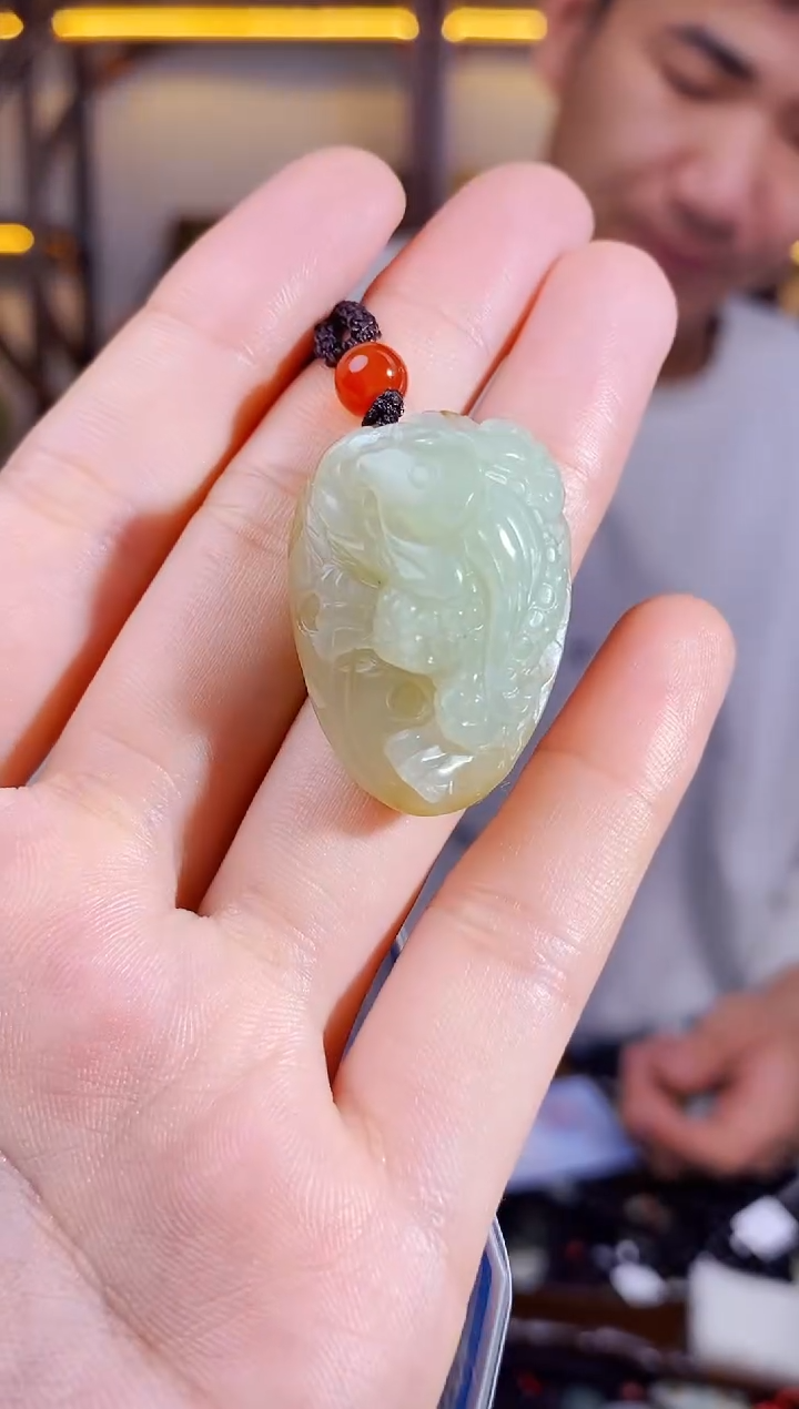 【闪购商品】和田玉颈饰未镶嵌1