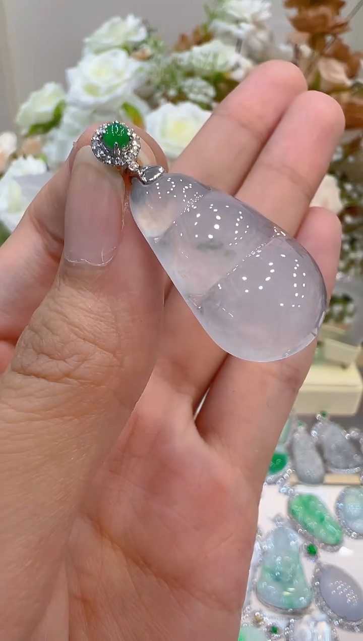 翡翠18K金镶嵌吊坠(不含链)多样性团购发一件