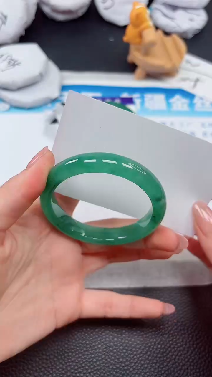 【闪购商品】石英质玉手镯未镶嵌771