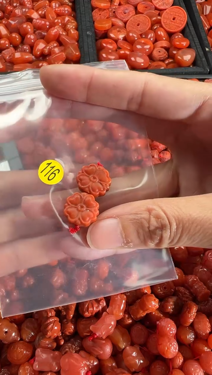 【闪购商品】南红玛瑙颈饰未镶嵌1