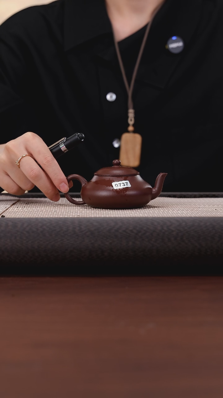【闪购商品】紫砂茶壶737 jht 紫袍玉砂 君德150cc