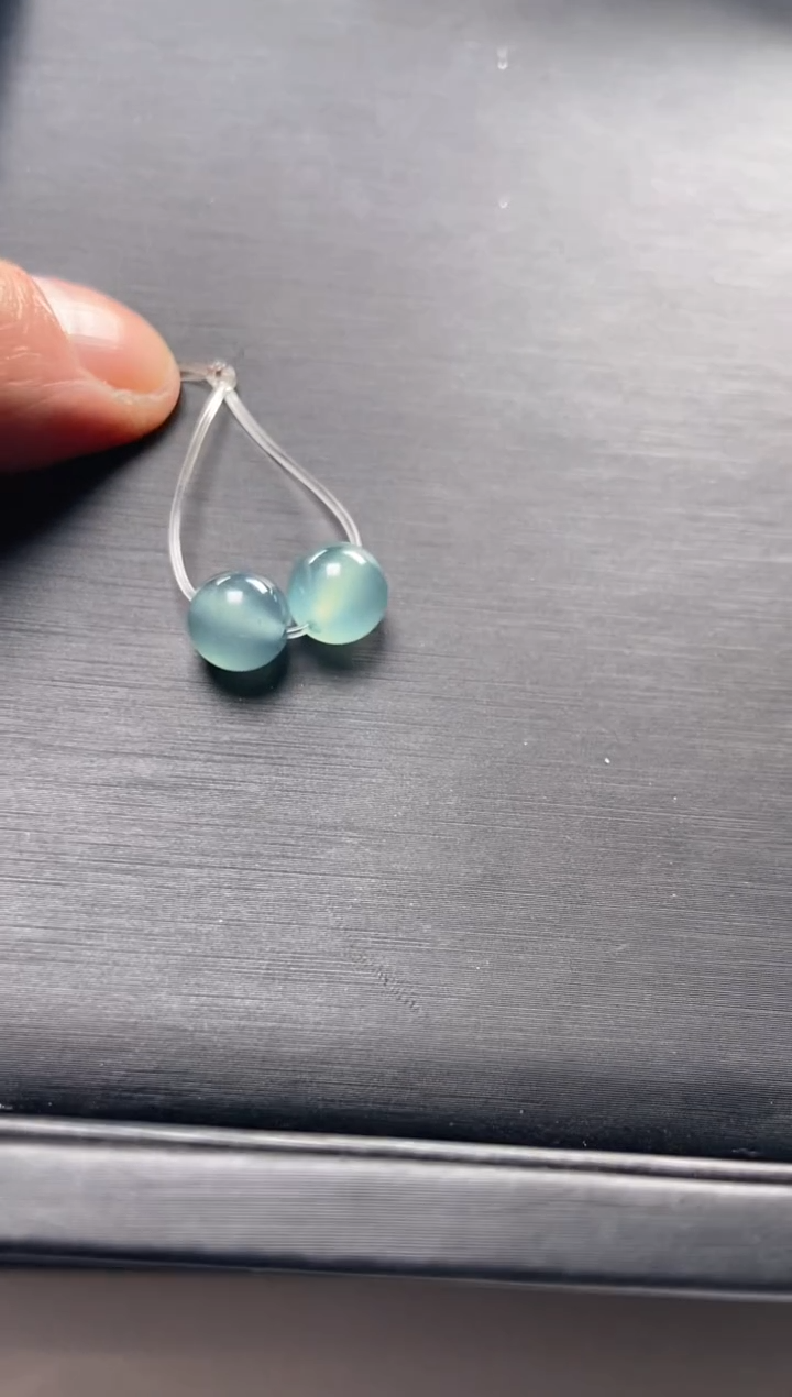 【闪购商品】翡翠手链未镶嵌多样性发货2颗卡8