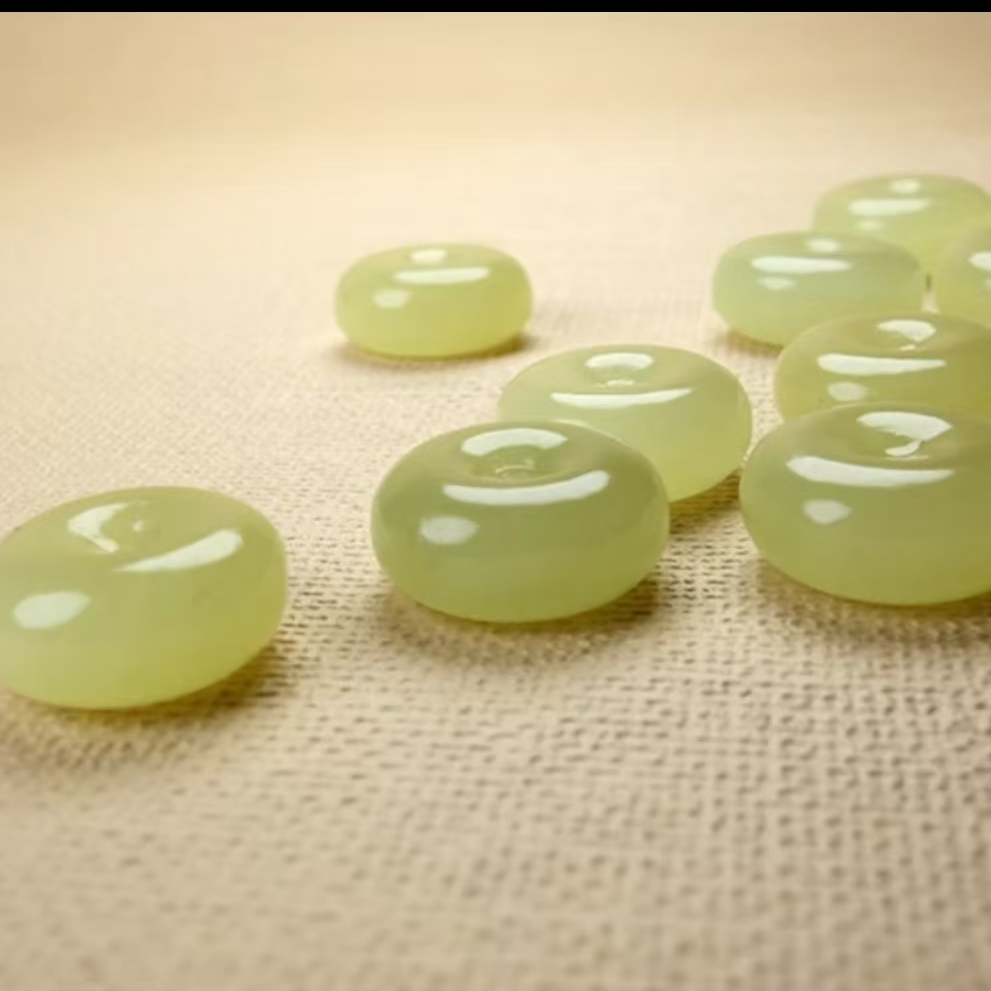 手工雕刻平安扣玉坠精美直播间专拍 请勿自己下单。