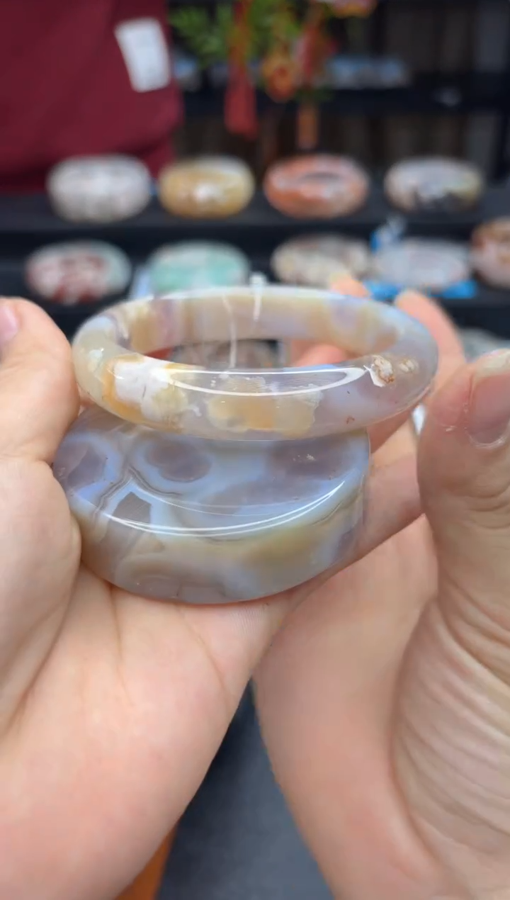 【闪购商品】石英质玉手镯未镶嵌827（62圈赠送镯心）