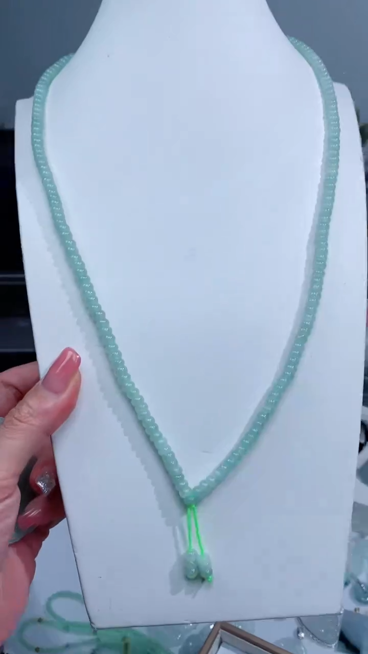 翡翠未镶嵌颈饰珠链