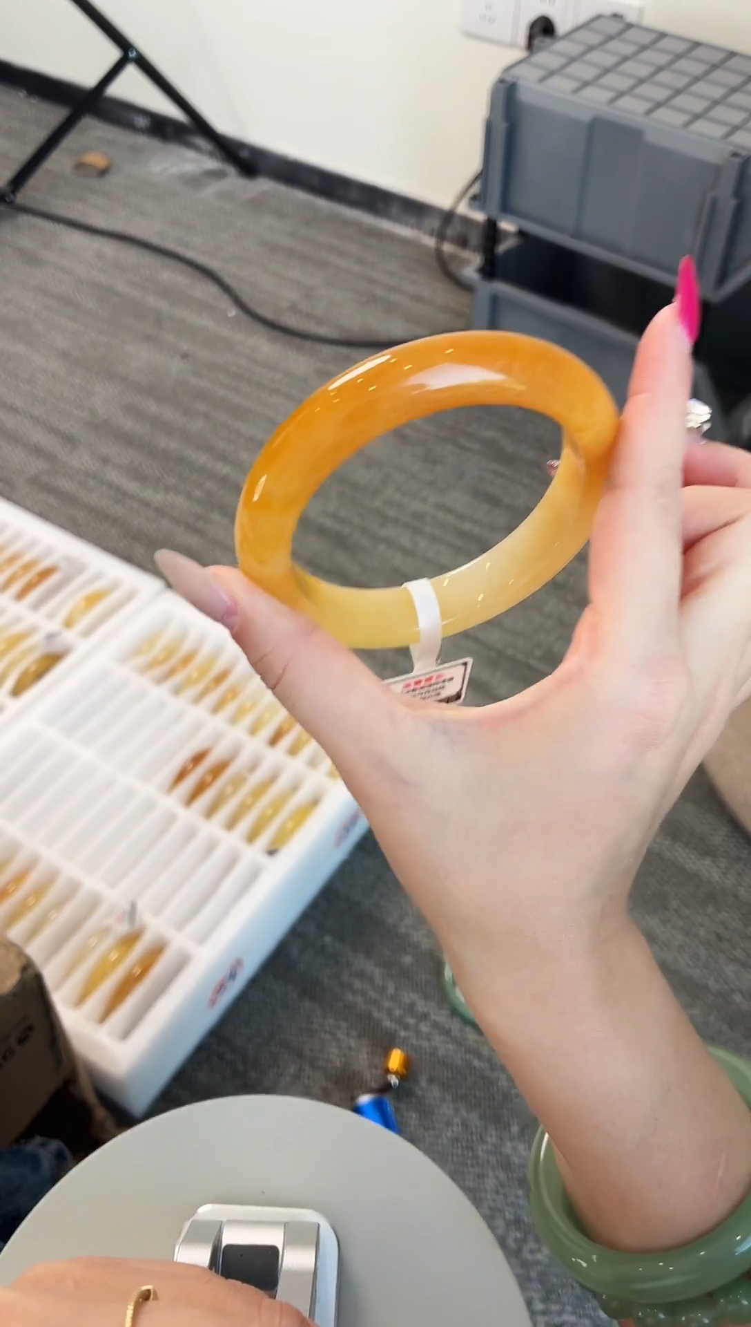 未镶嵌手镯石英质玉5.61.4