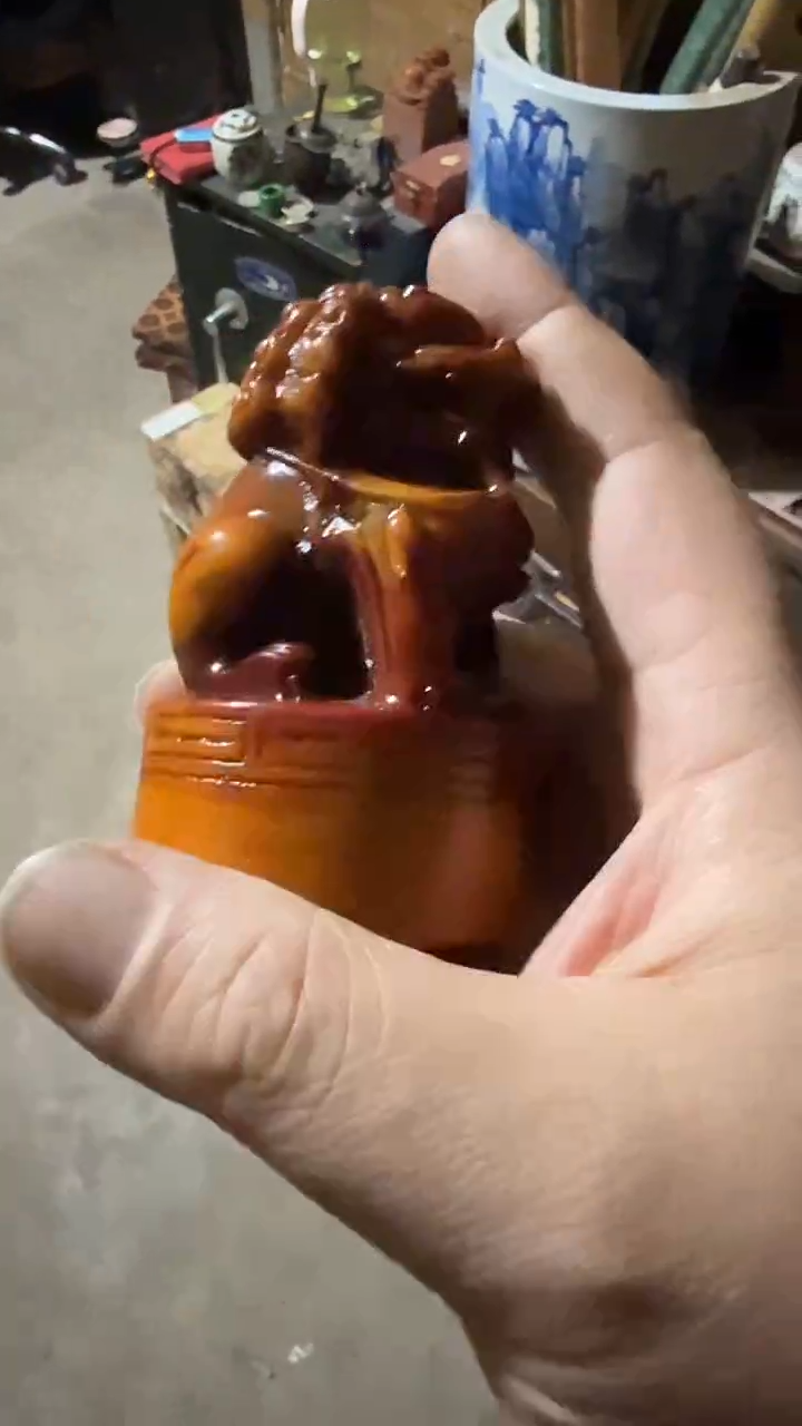 木        坐狮小章