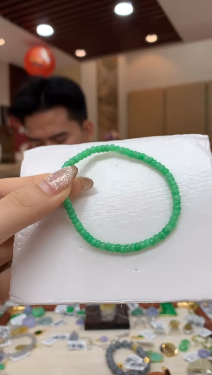 未镶嵌手串翡翠手串
