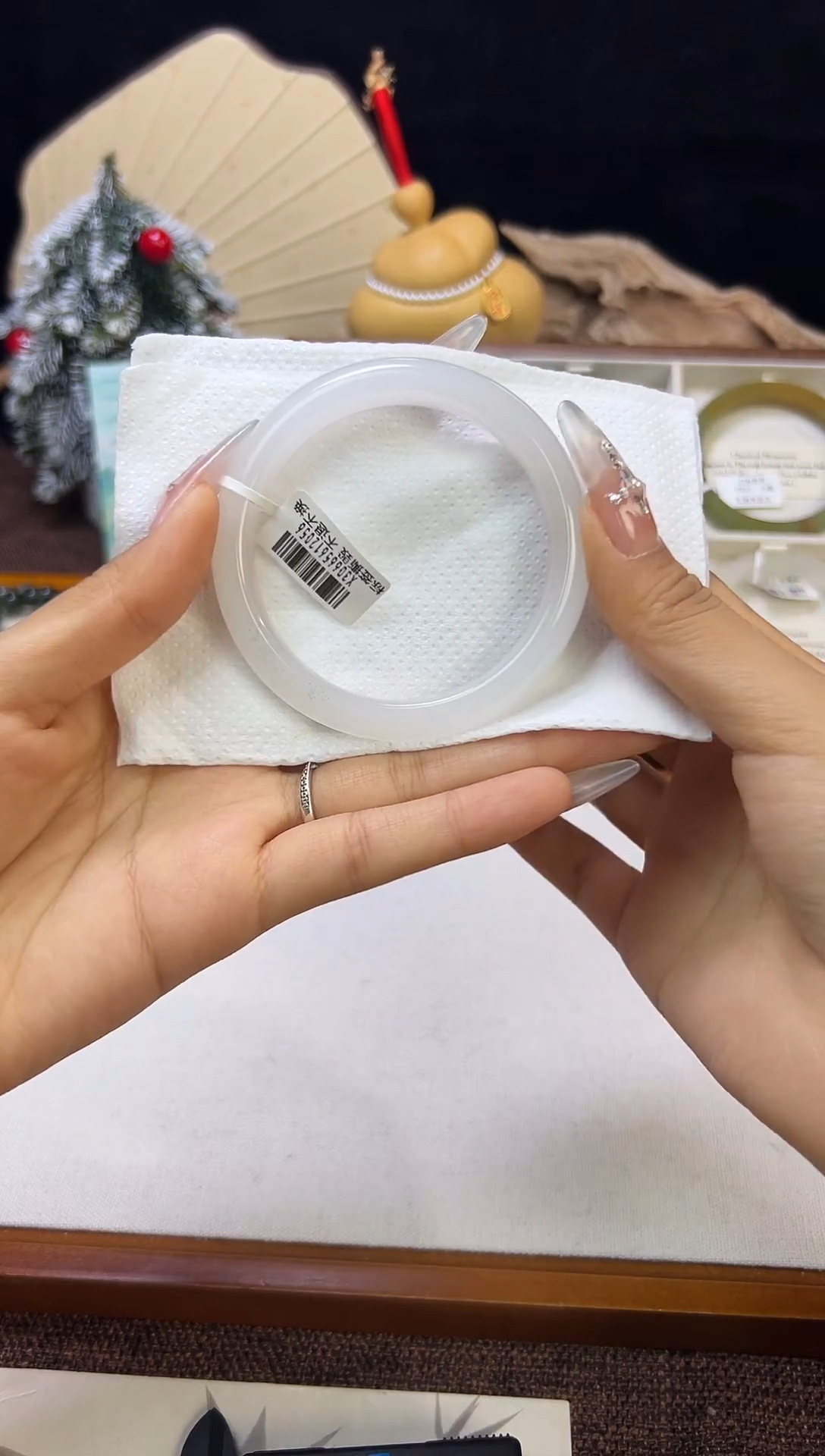 未镶嵌手镯石英质玉巴***啦56