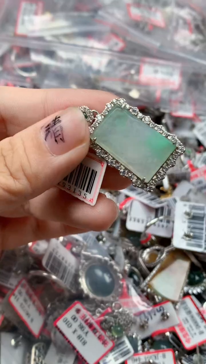 银S925镶嵌戒指翡翠天然A货缅甸翡翠
