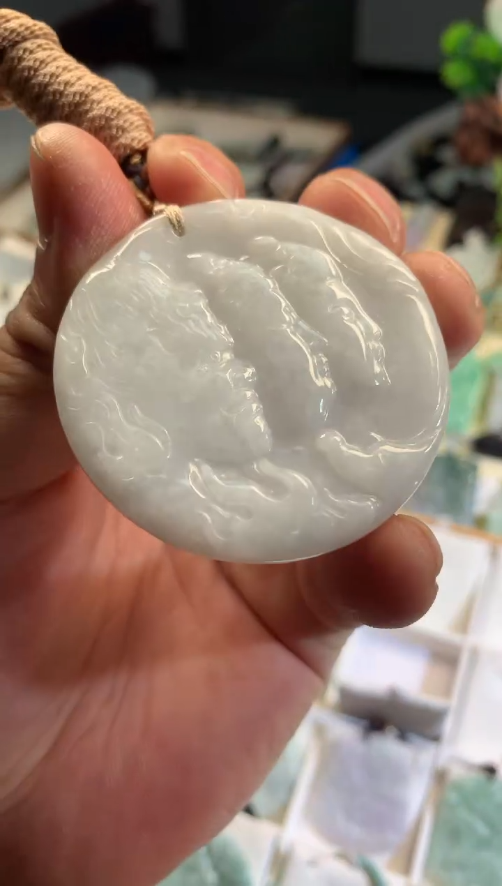 【闪购商品】翡翠颈饰未镶嵌02/24/322