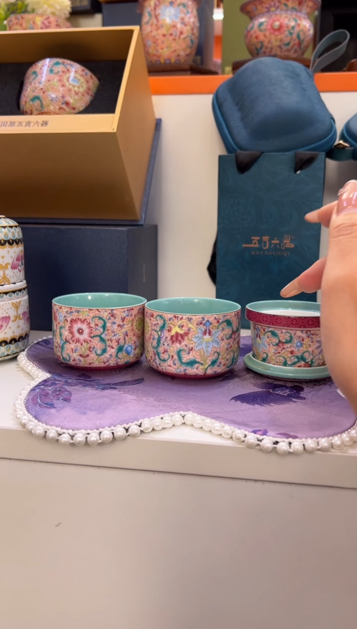 瓷片小乔闪购链接