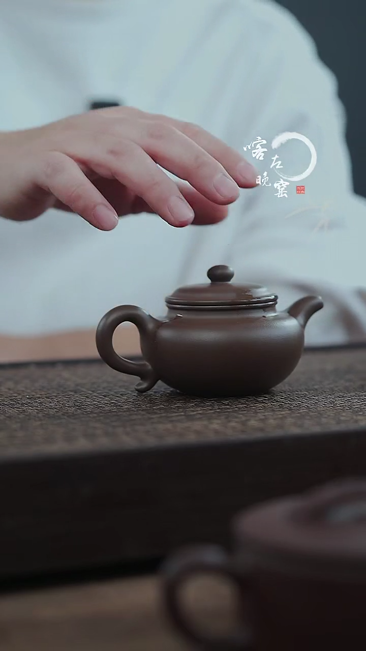 茶壶紫砂黑灯头仿古【170cc】