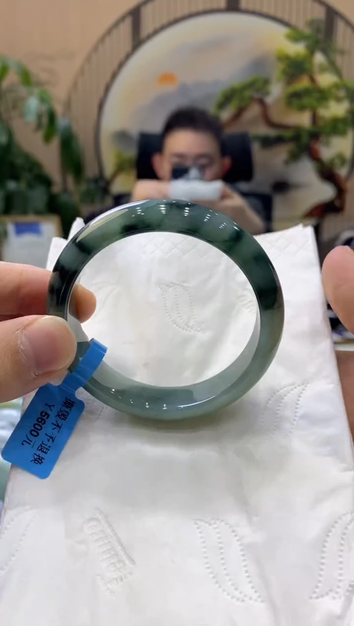 【闪购商品】翡翠手镯未镶嵌00009738