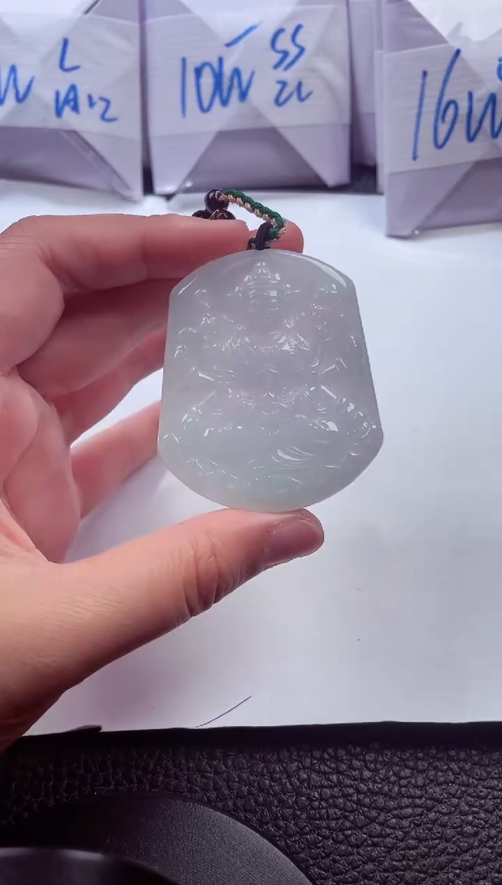 颈饰未镶嵌翡翠00008829