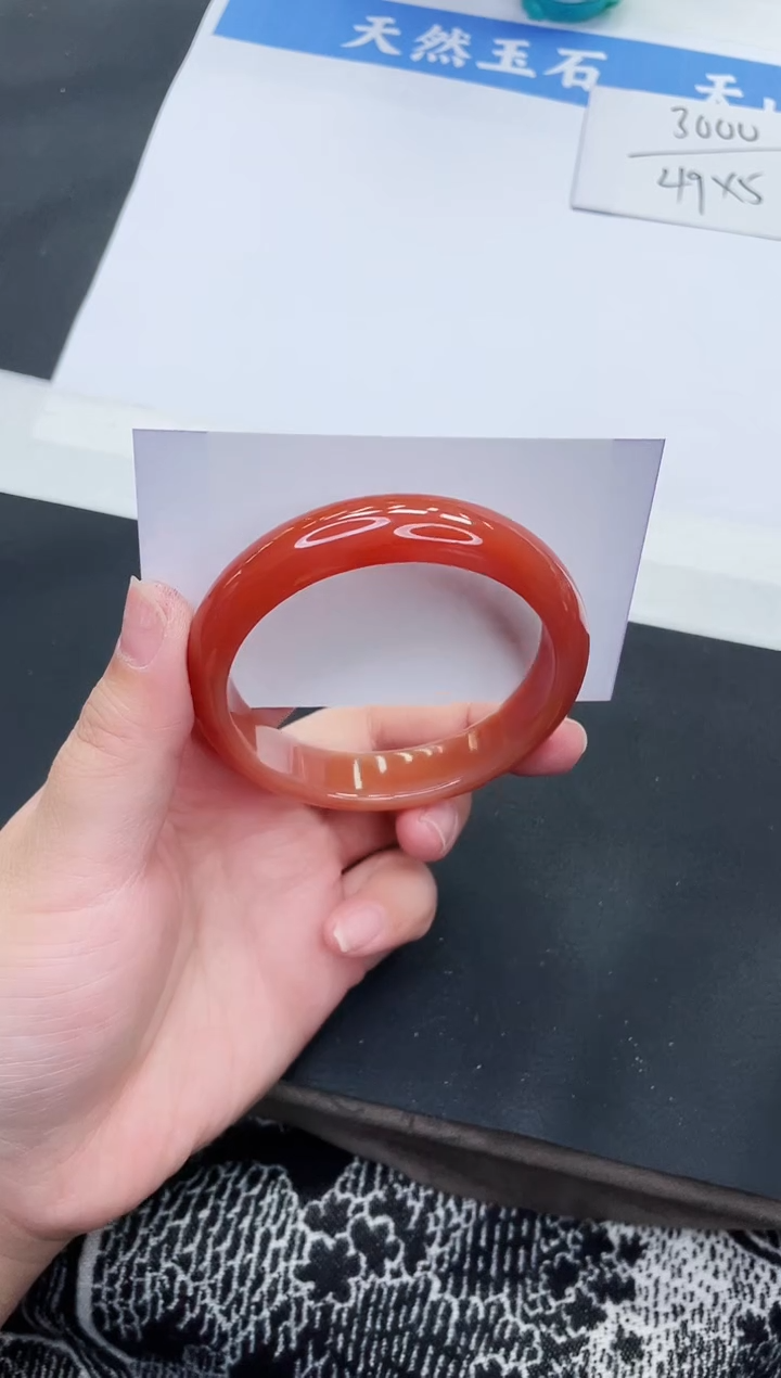 【闪购商品】石英质玉手镯未镶嵌M45-58+