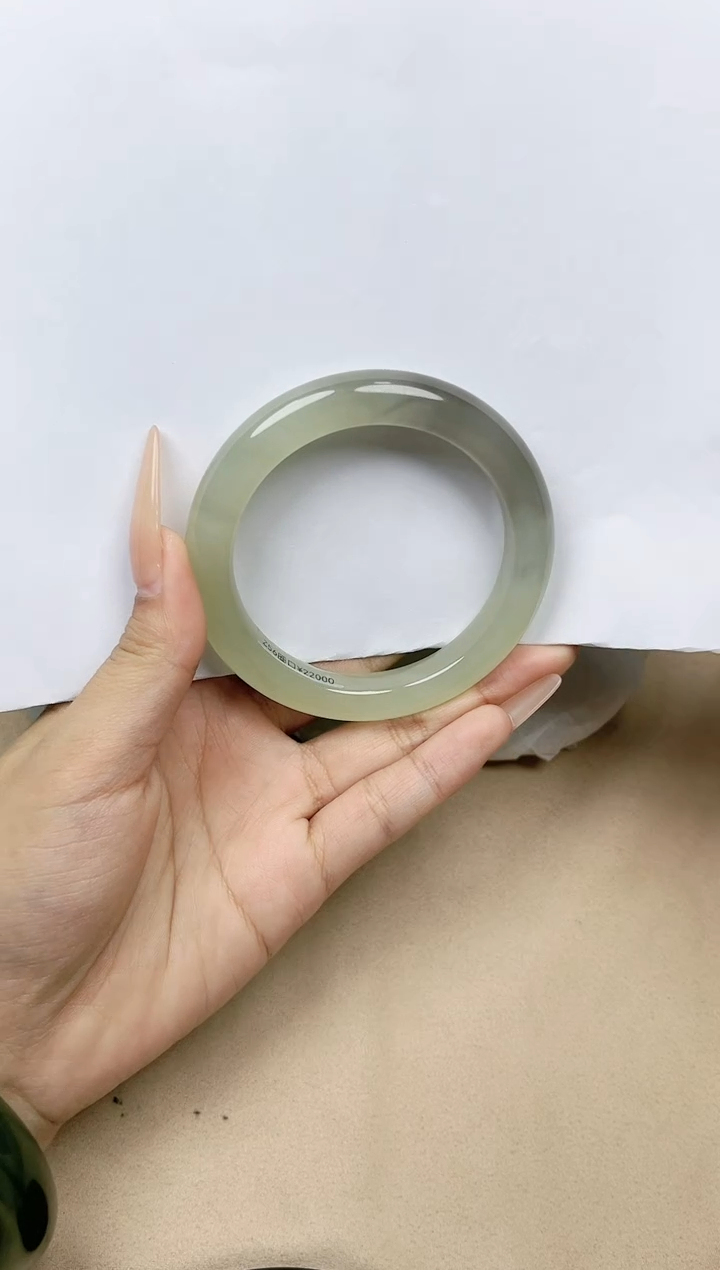 【闪购商品】和田玉手镯未镶嵌56圈口YY