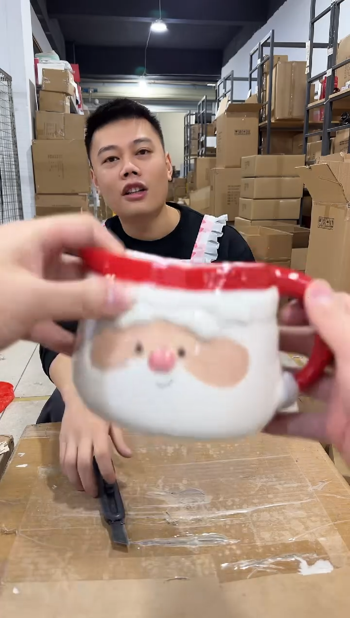 瓷片圣诞老人奶壶 