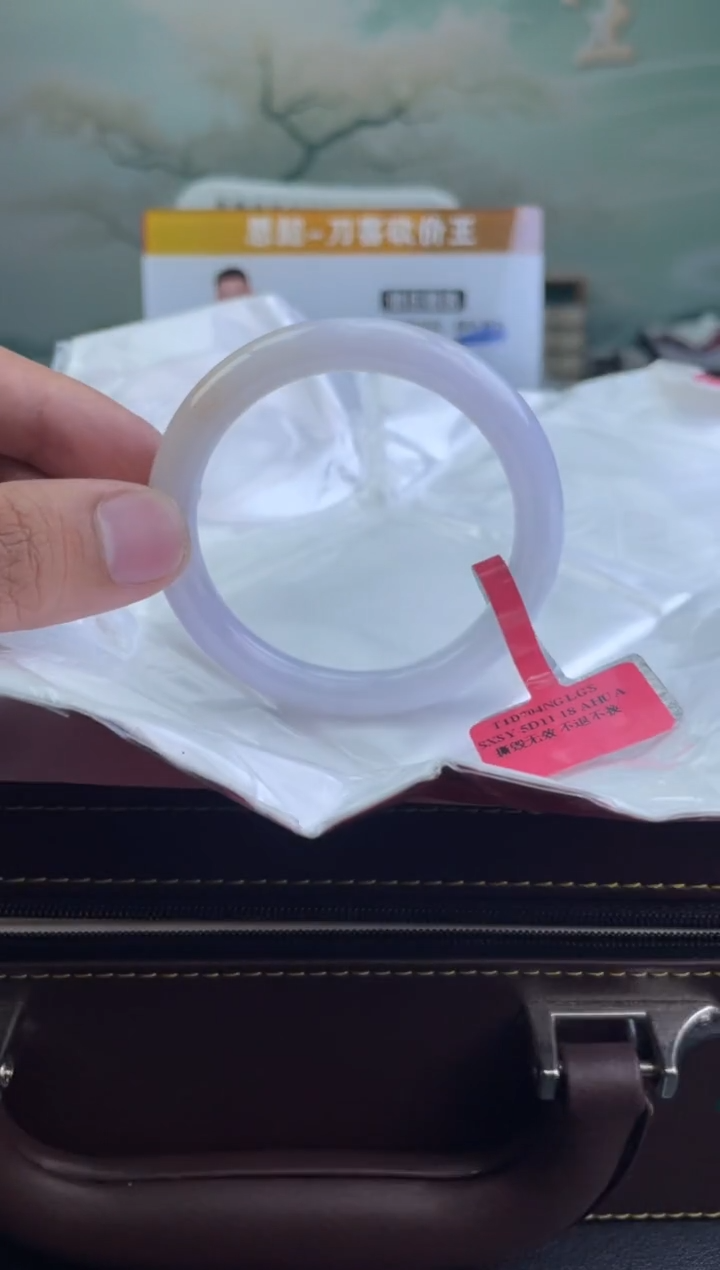 翡翠手镯未镶嵌25          
