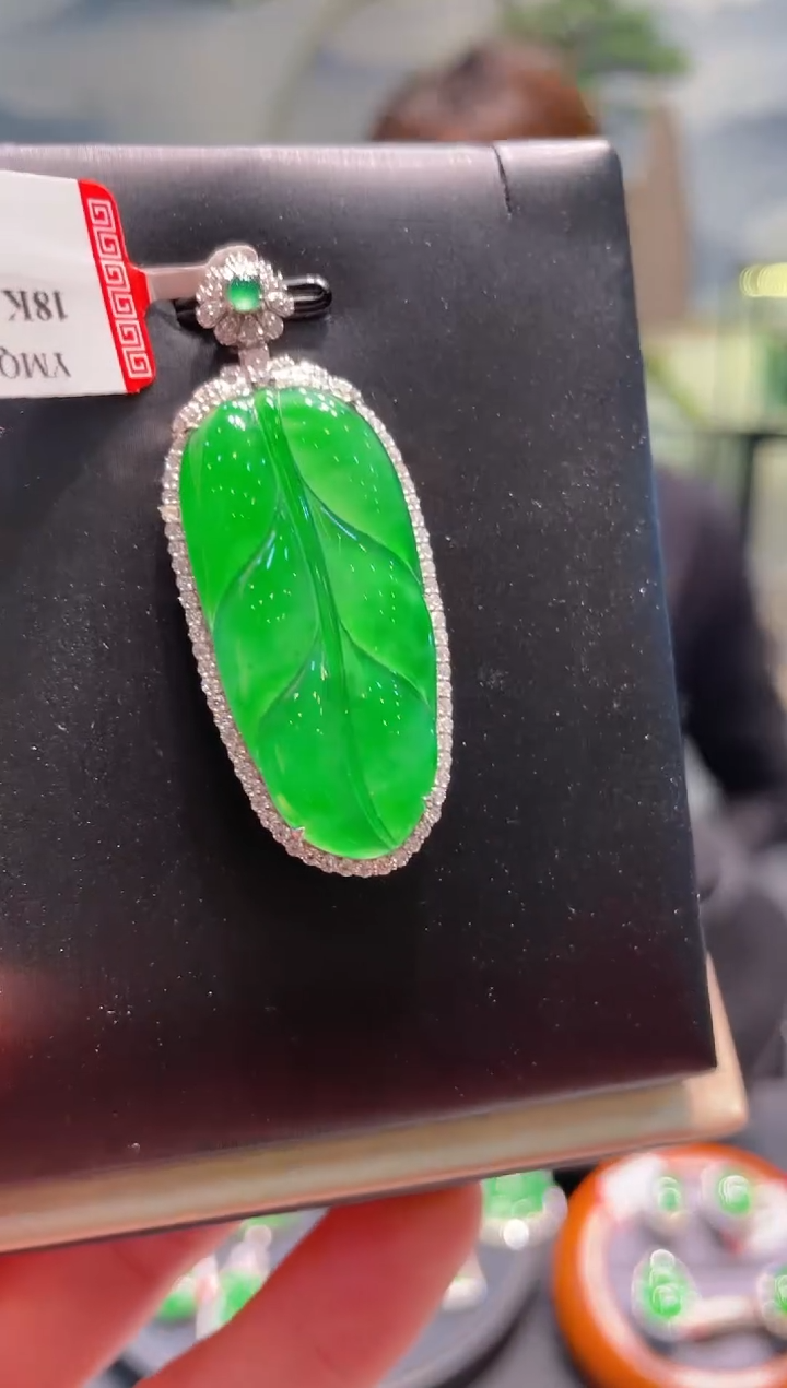 【闪购商品】翡翠颈饰18K金镶嵌A72天然A货翡翠