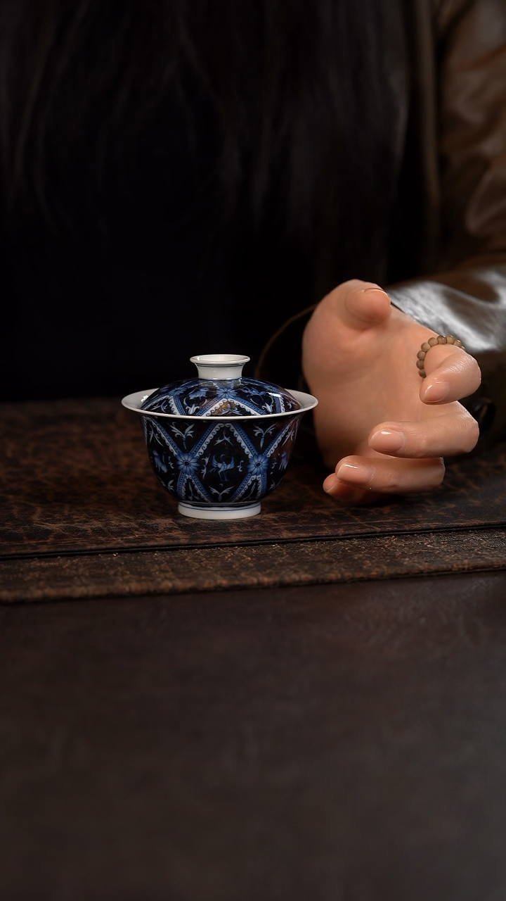 【闪购商品】杯洪印慕明蓝地凤鸟瑞兽小盖碗