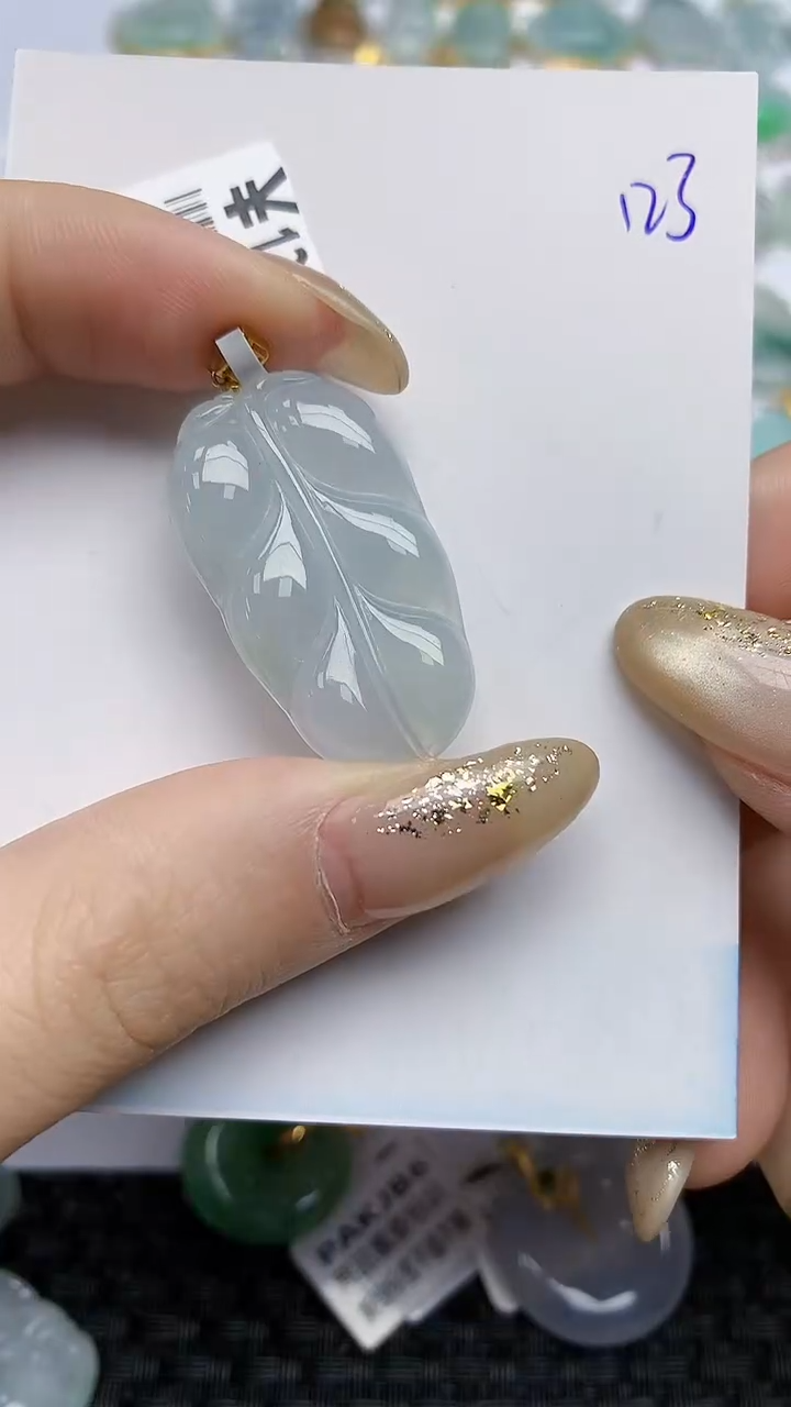 【闪购商品】翡翠颈饰18K金镶嵌天然A货翡翠 123