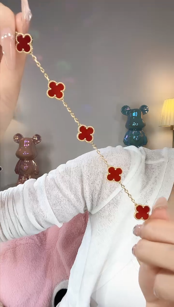 【闪购商品】玛瑙/玉髓手链18K金镶嵌K黄手链