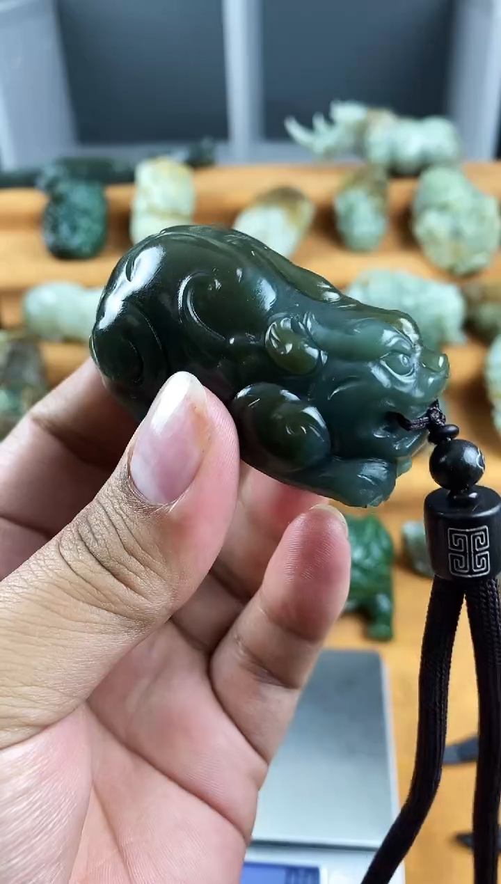 未镶嵌和田玉把件1