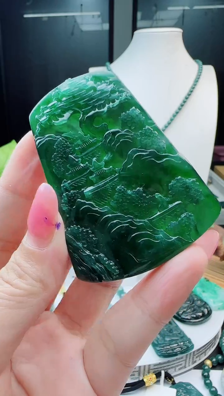 【闪购商品】翡翠颈饰未镶嵌111111111111