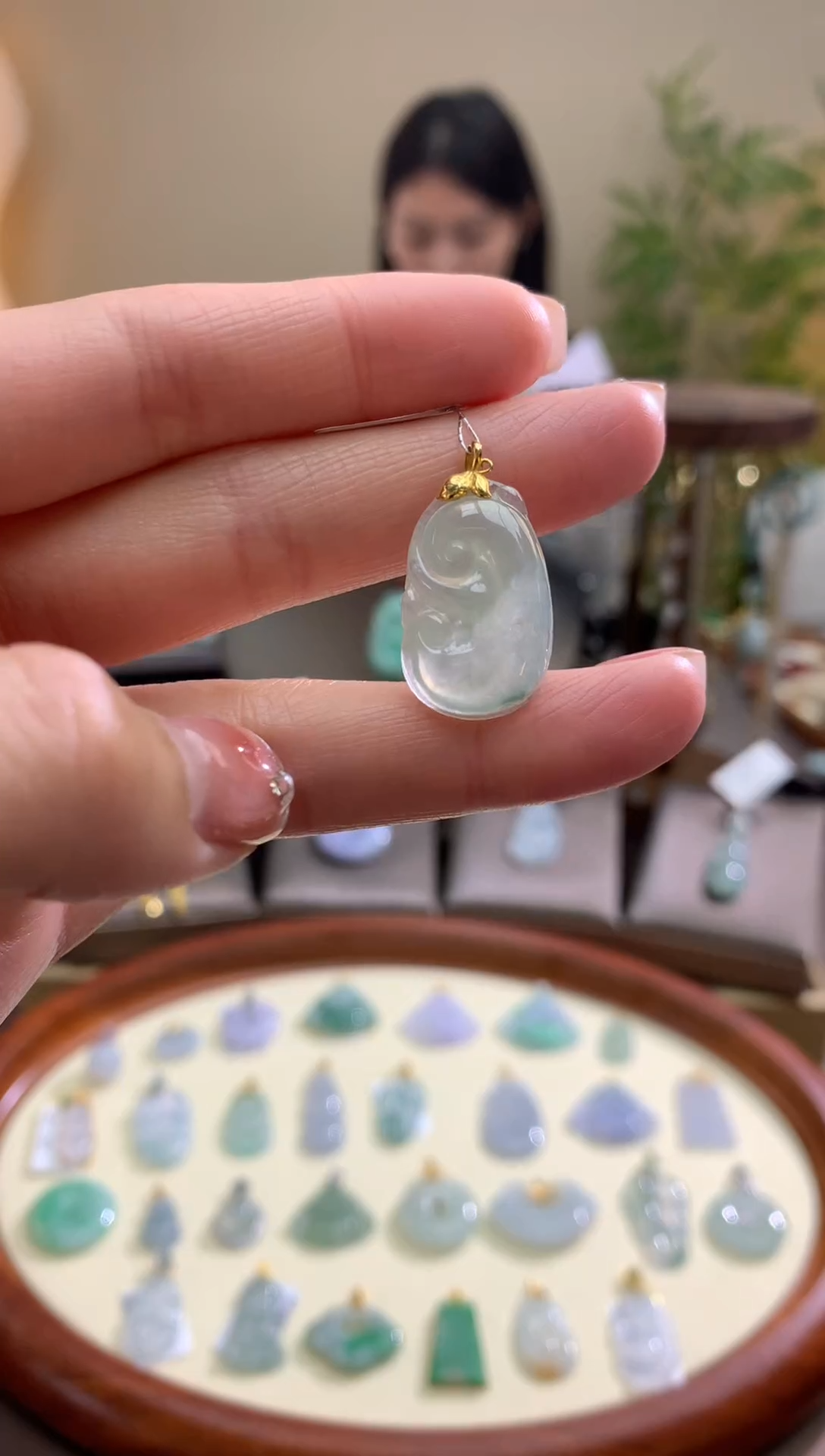 【闪购商品】翡翠颈饰18K金镶嵌如意