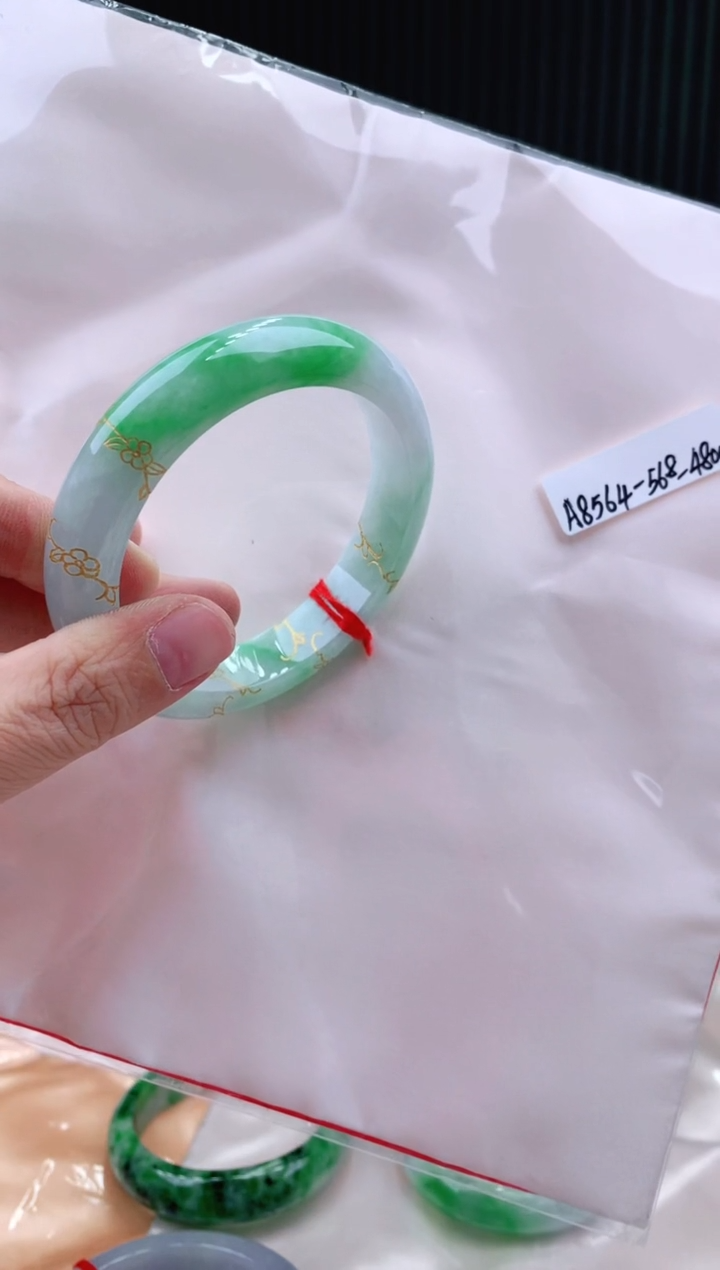 未镶嵌手镯翡翠@****睡56+