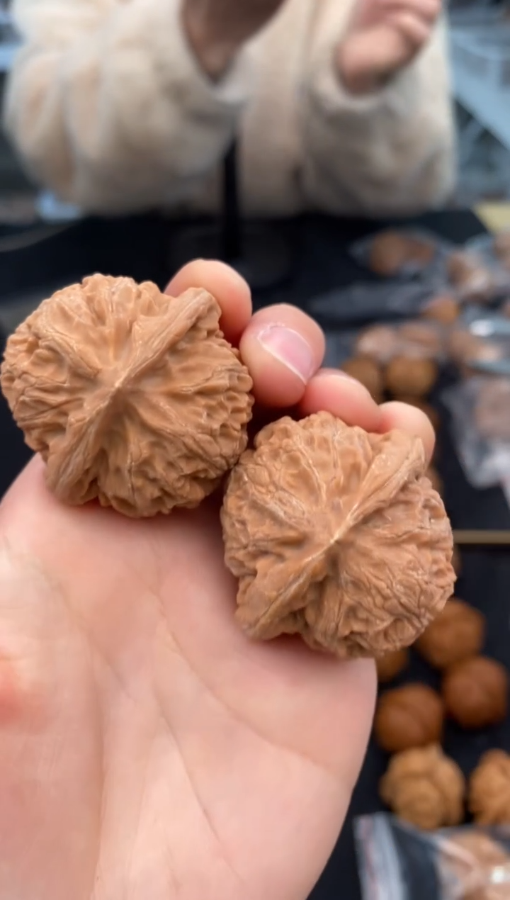 【闪购商品】文玩核桃把件宫灯38-t492